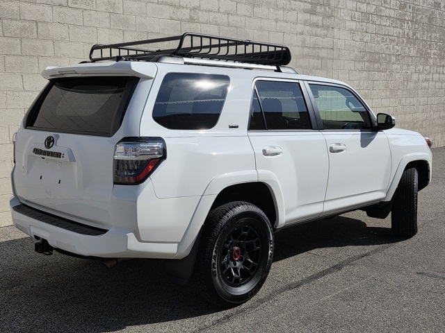 2024 Toyota 4Runner SR5 Premium photo 5