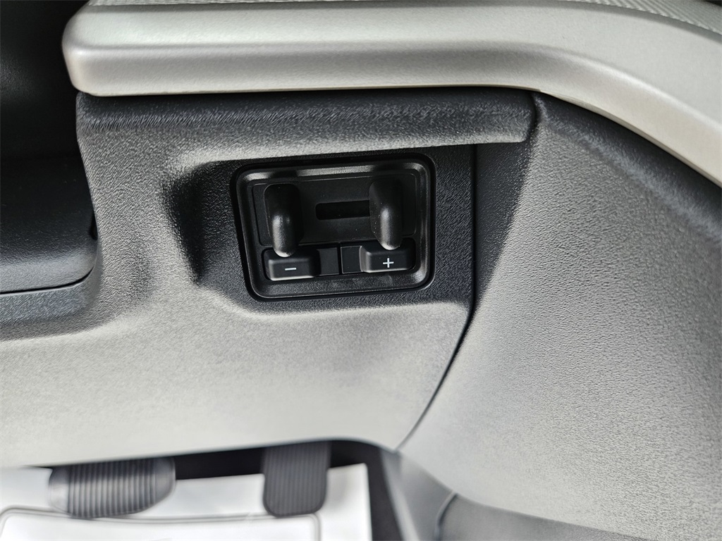 2025 Ford Expedition MAX EL photo 16