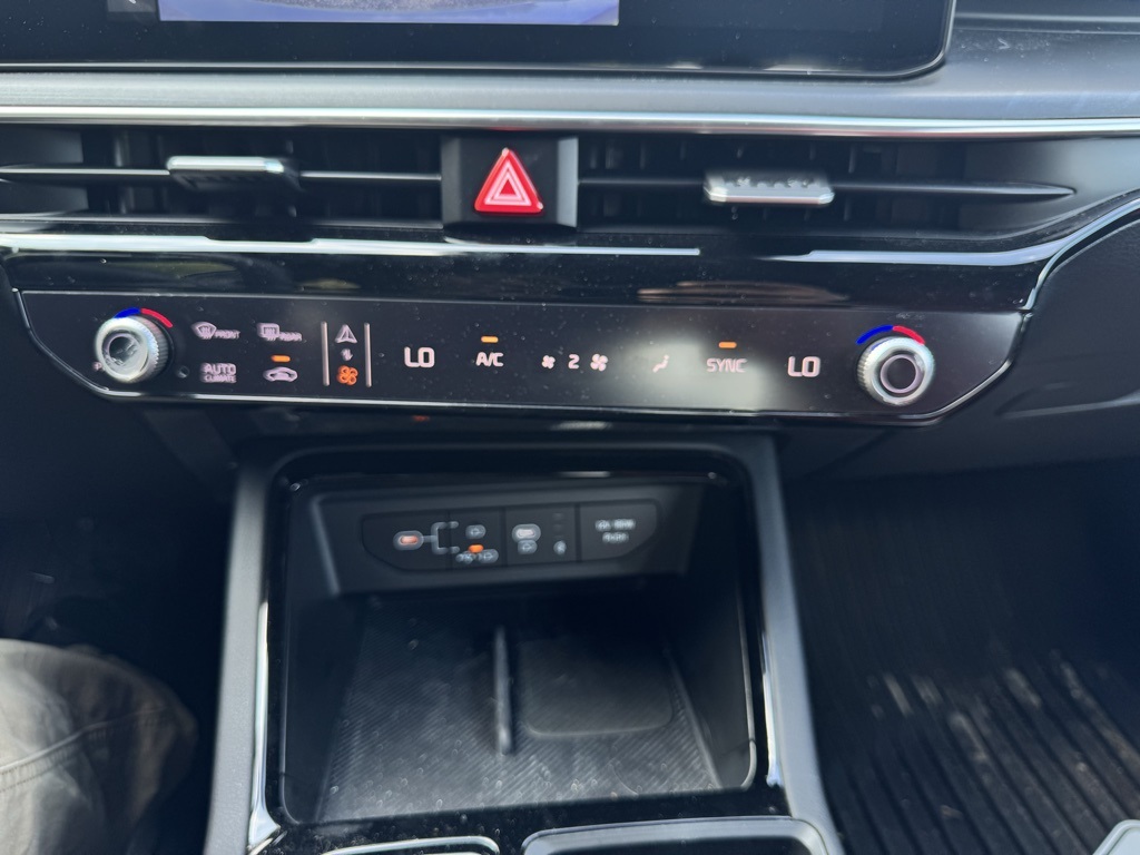 2025 Kia K5 GT-Line photo 15