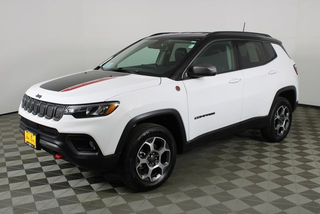 2022 Jeep Compass Trailhawk photo 2