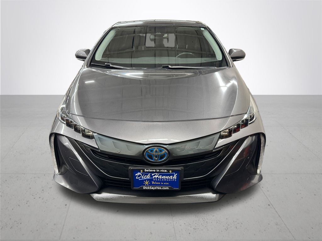 2021 Toyota Prius Prime LE photo 10