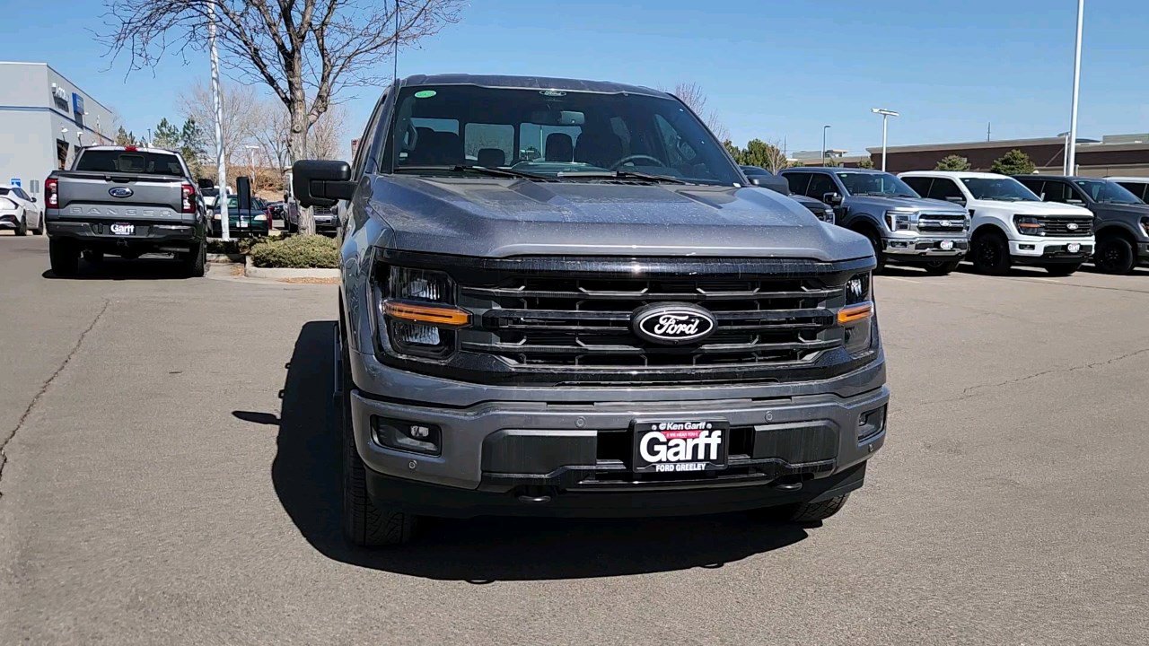 2025 Ford F-150 XLT photo 3