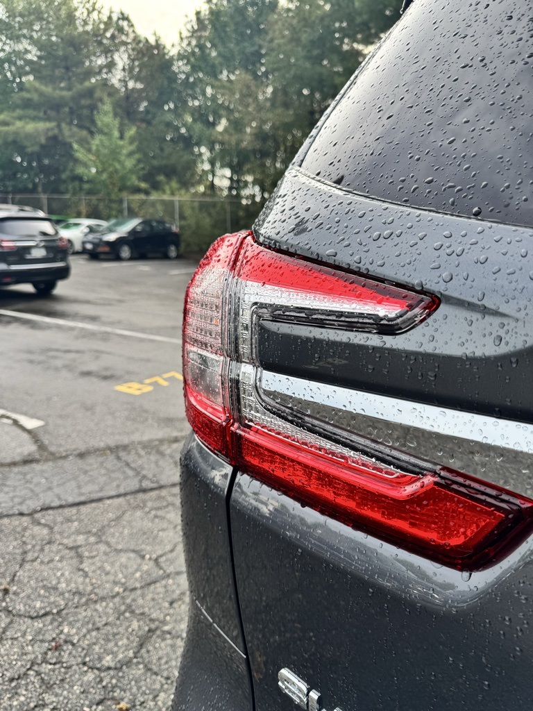 2025 Subaru Ascent Premium photo 6