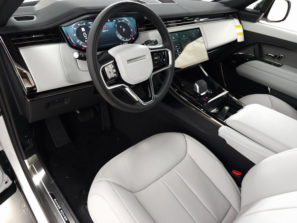 2025 Land Rover Range Rover Sport SE photo 12