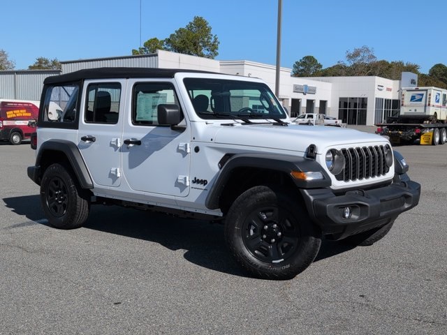 2026 Jeep Wrangler 4-Door Sport's photo