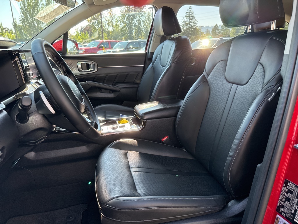2022 Kia Sorento Plug-In Hybrid SX photo 14