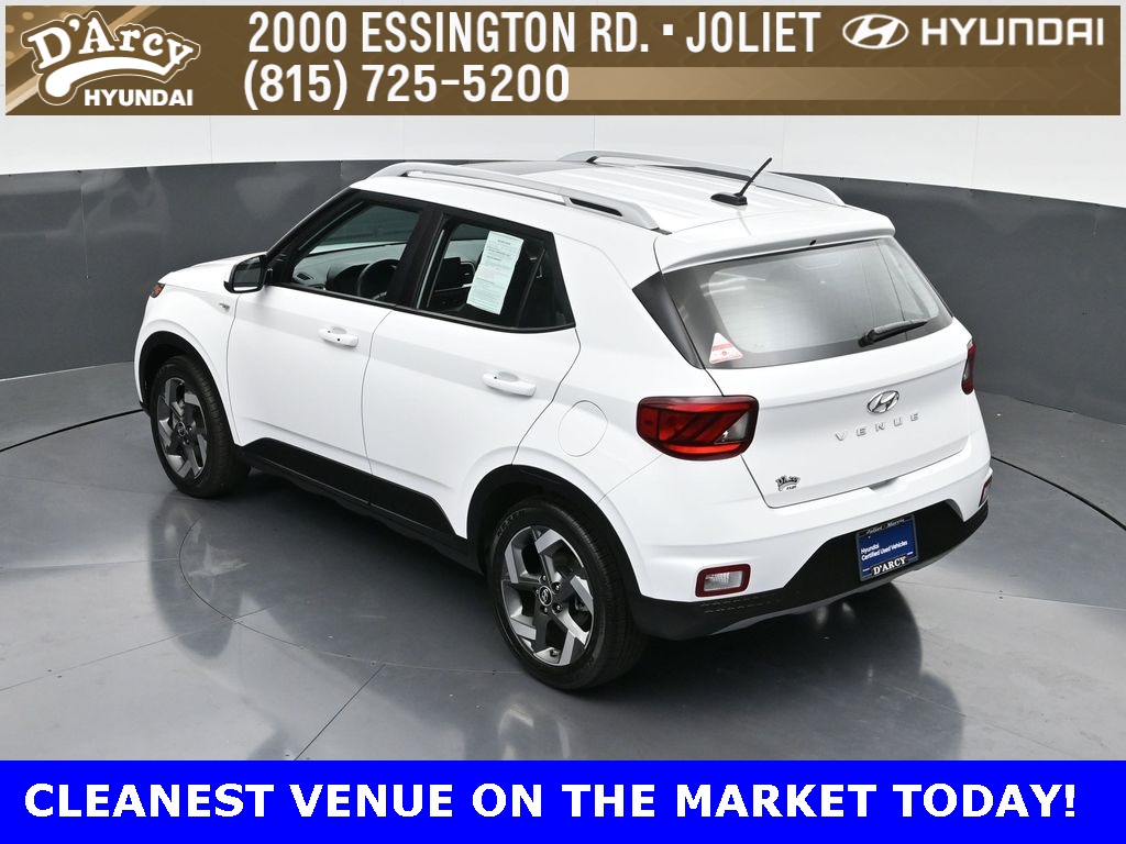 2024 Hyundai Venue SEL photo 13