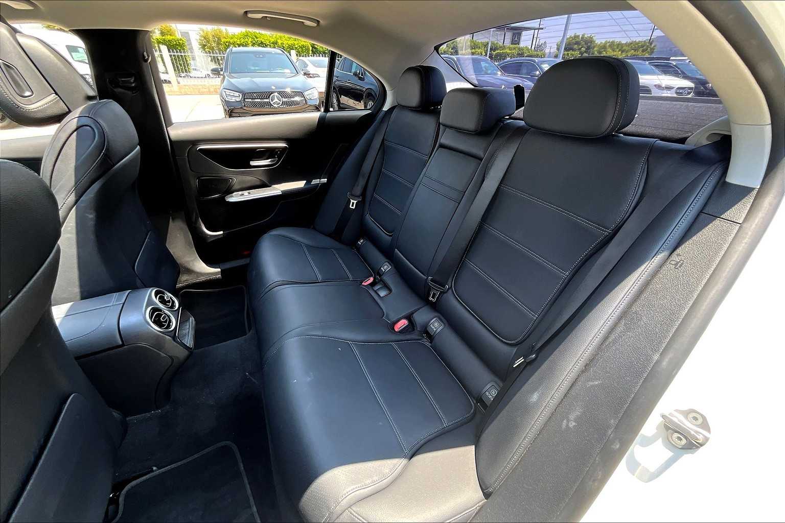 2023 Mercedes Benz C 300 photo 18