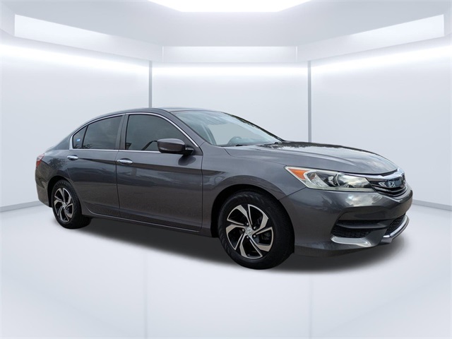 2017 Honda Accord LX photo 2
