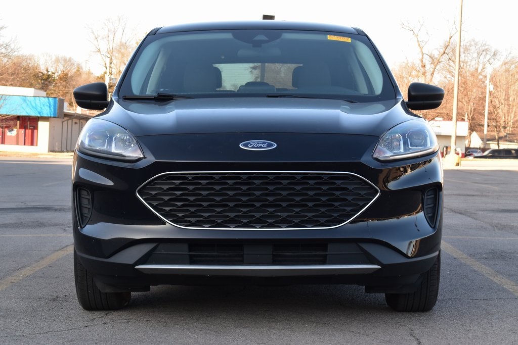 Used 2022 Ford Escape SE with VIN 1FMCU9G63NUA62018 for sale in Kansas City