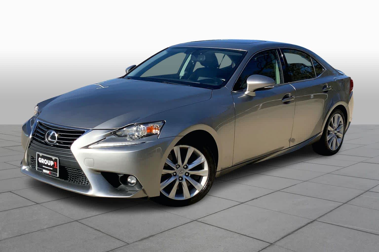 2016 Lexus IS