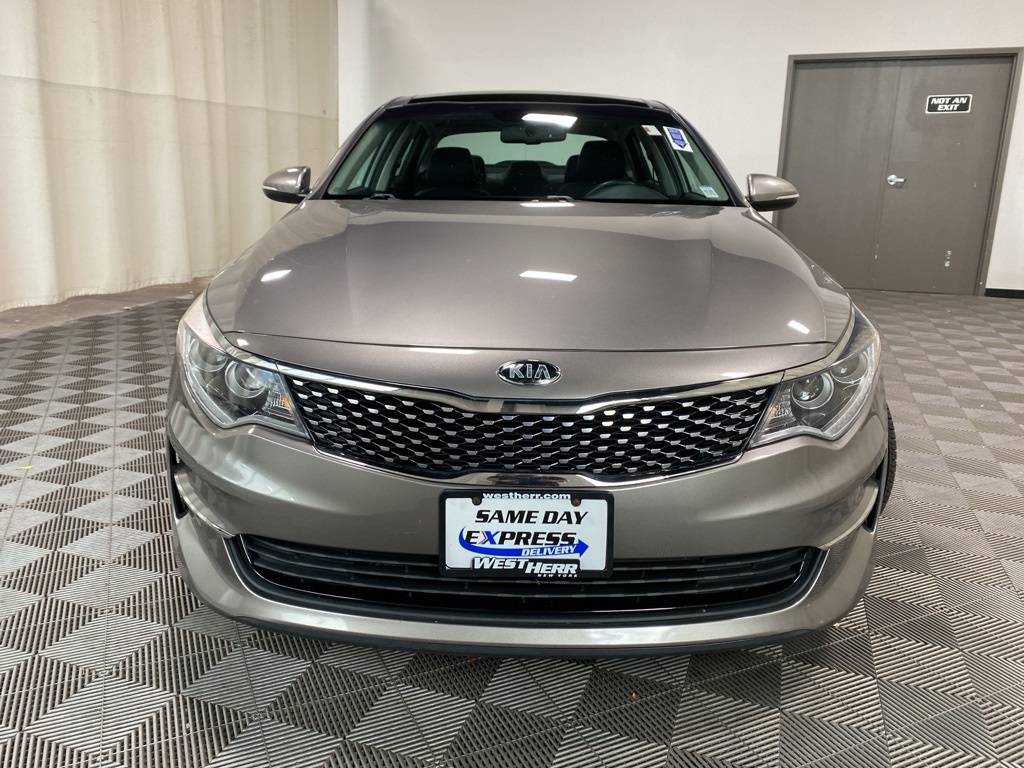 2016 Kia Optima EX photo 3