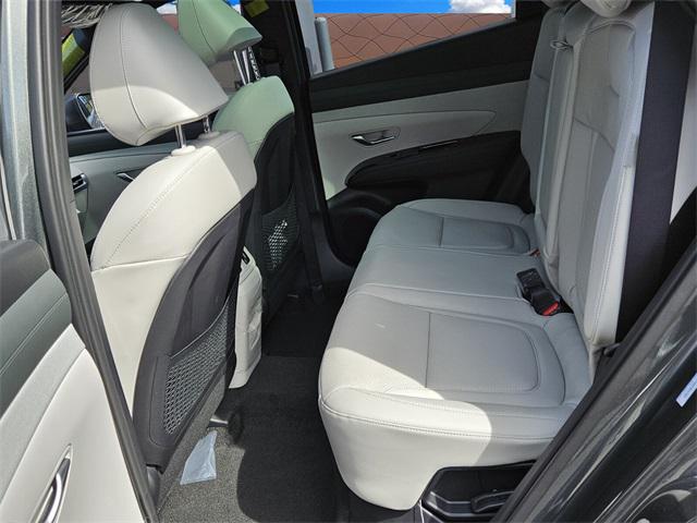 2025 Hyundai Tucson Hybrid Limited photo 7