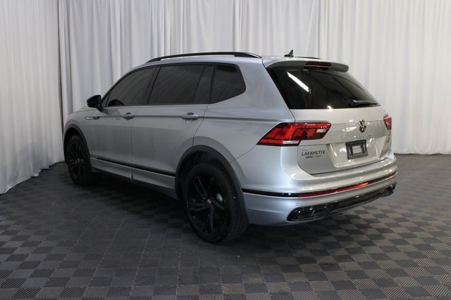 2023 Volkswagen Tiguan SE R-Line Black photo 4