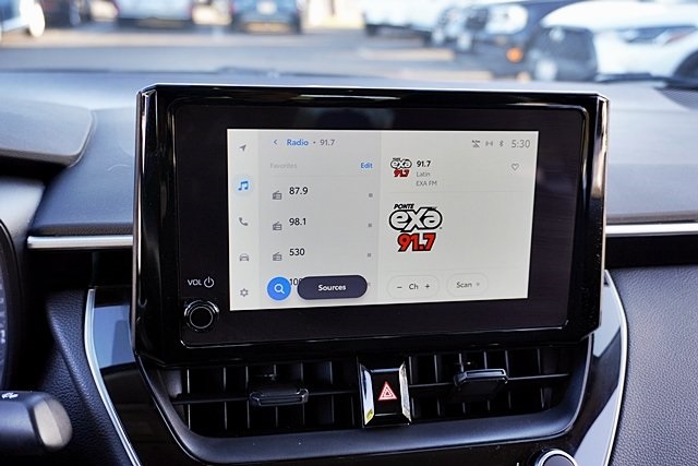 2024 Toyota Corolla LE photo 21