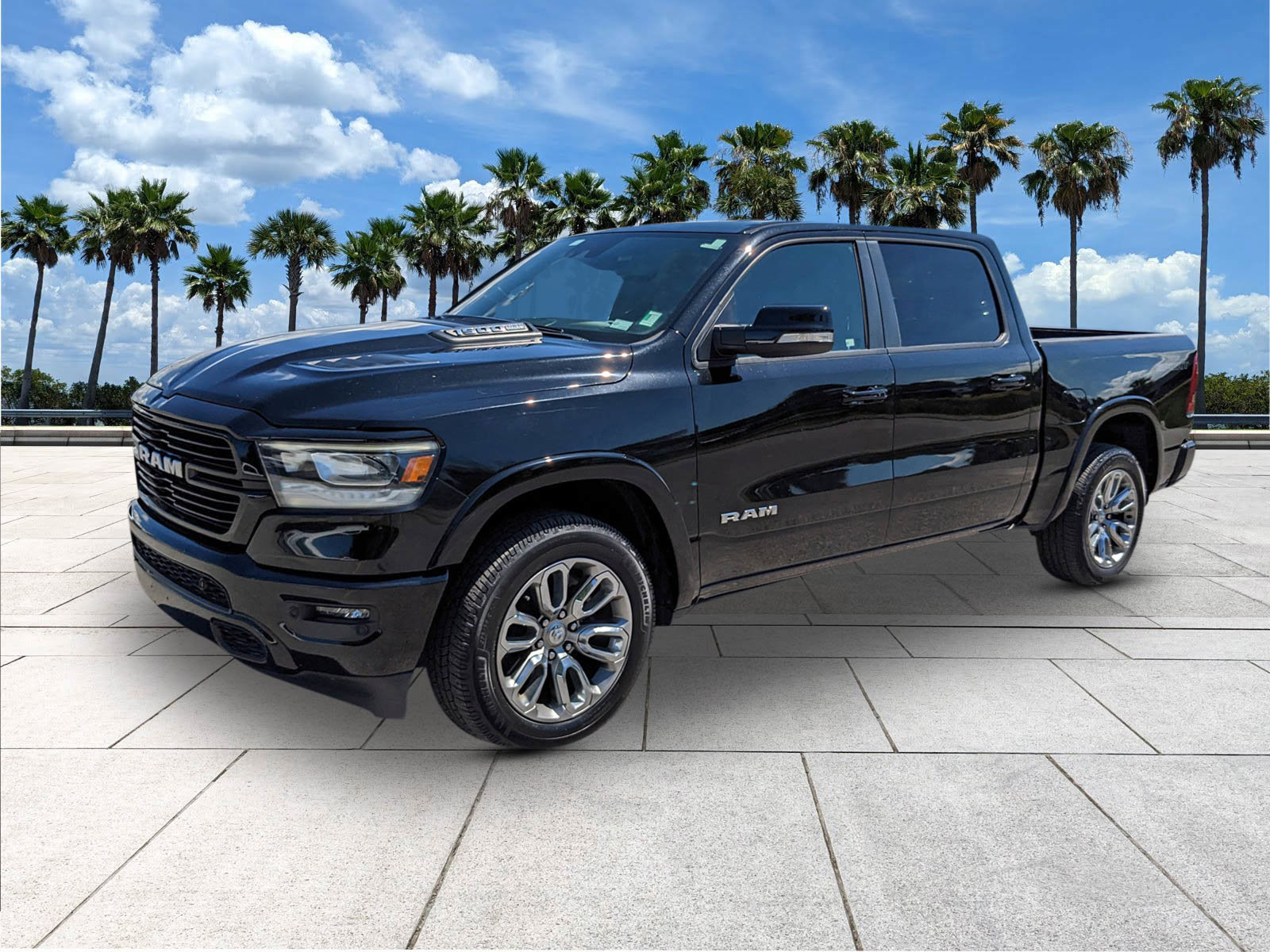 2021 Ram 1500 Laramie photo 5