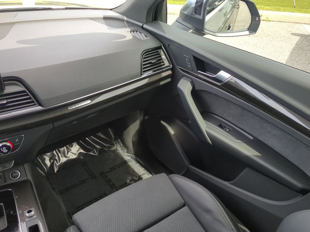 2024 Audi SQ5 Premium photo 16