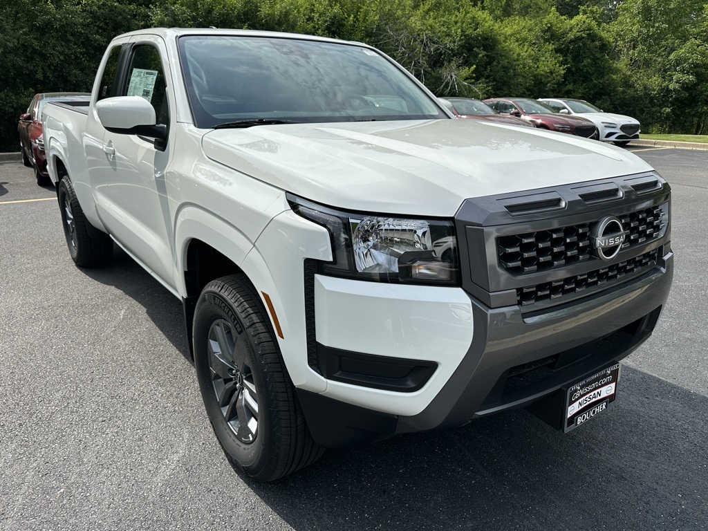 2025 Nissan Frontier King Cab SV photo 2