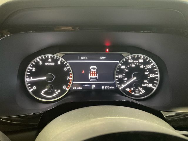 2025 Nissan Pathfinder SL photo 14