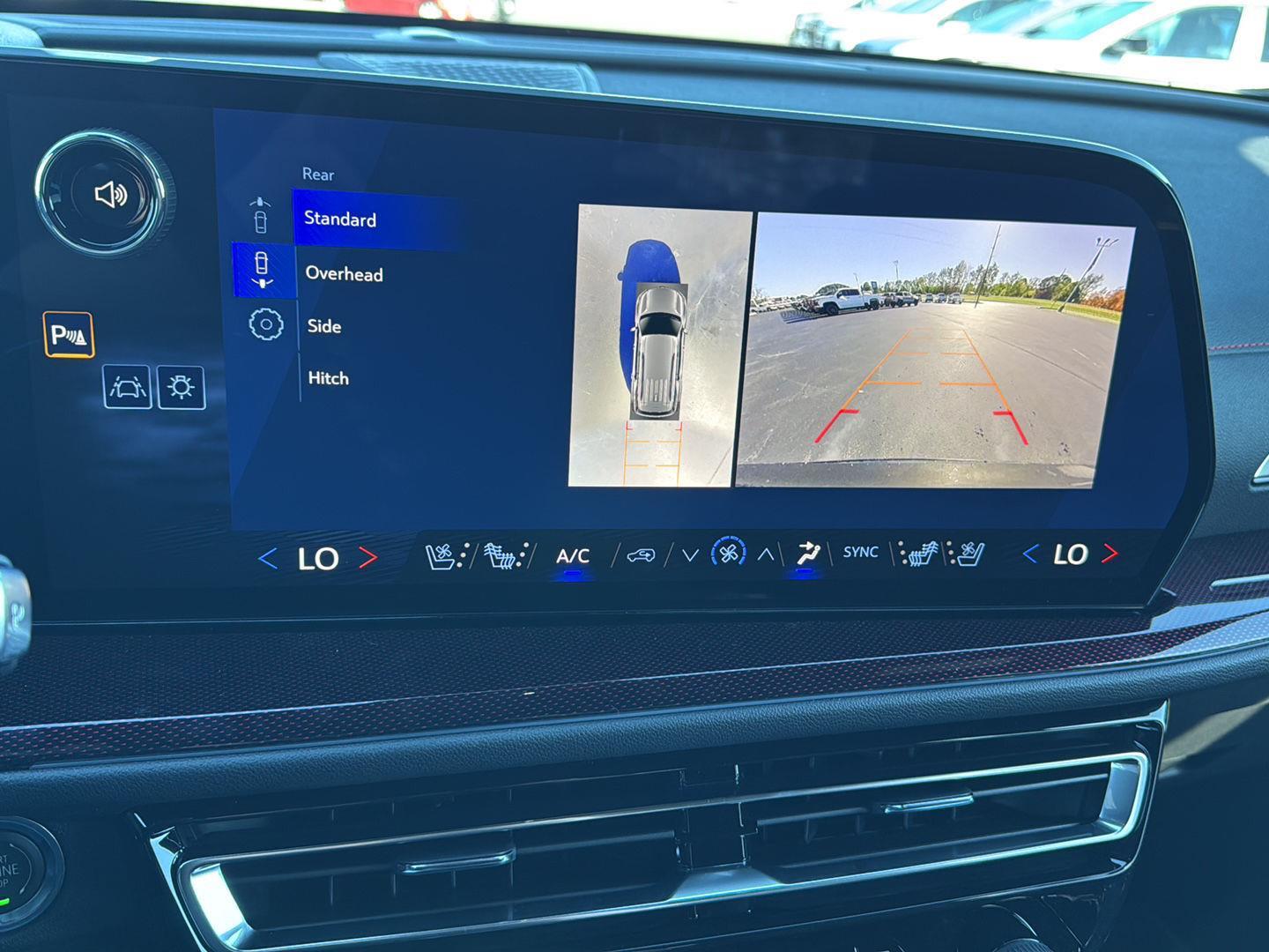 2026 Chevrolet Traverse RS photo 4