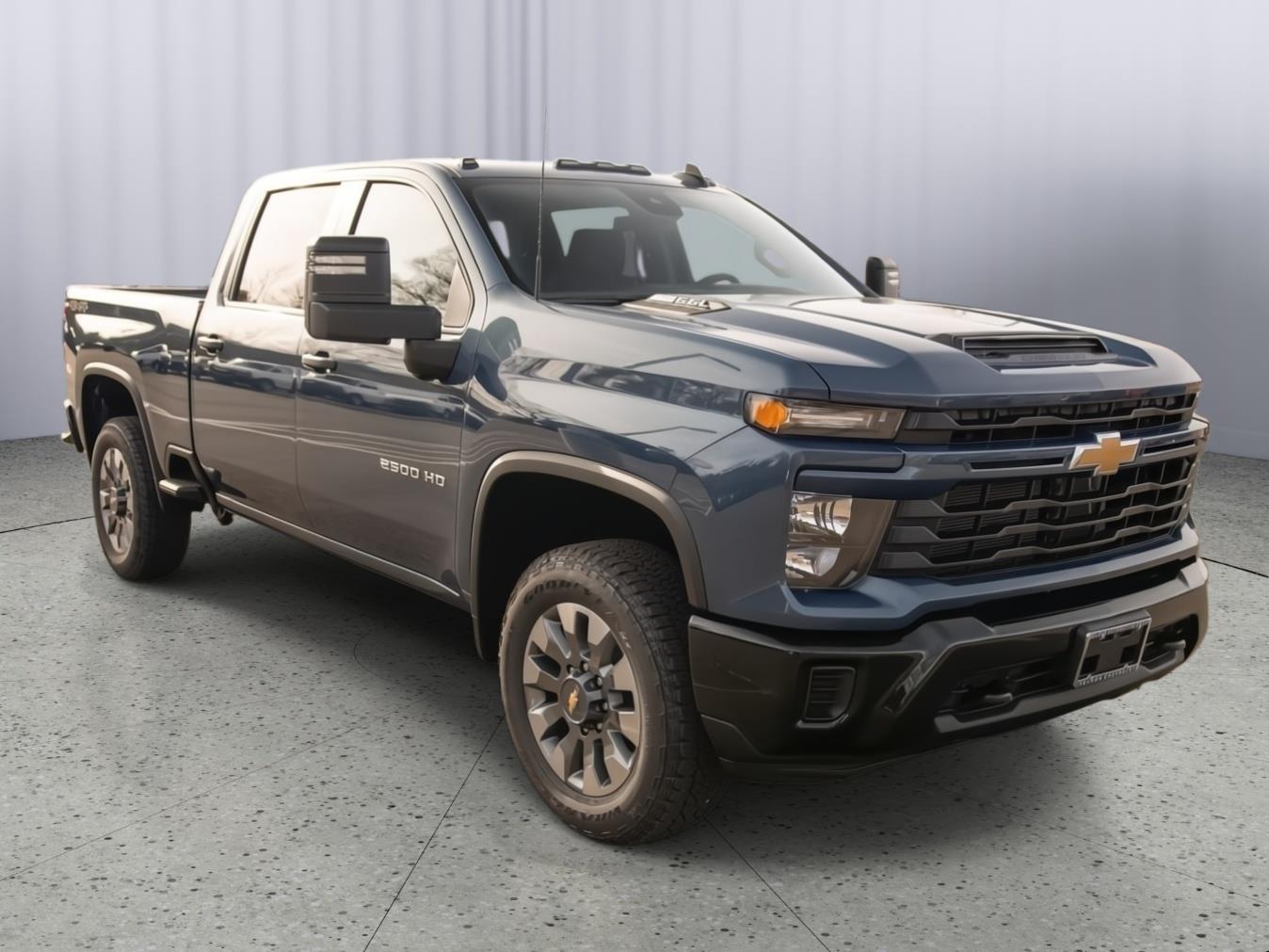2026 Chevrolet Silverado 2500HD Custom's photo