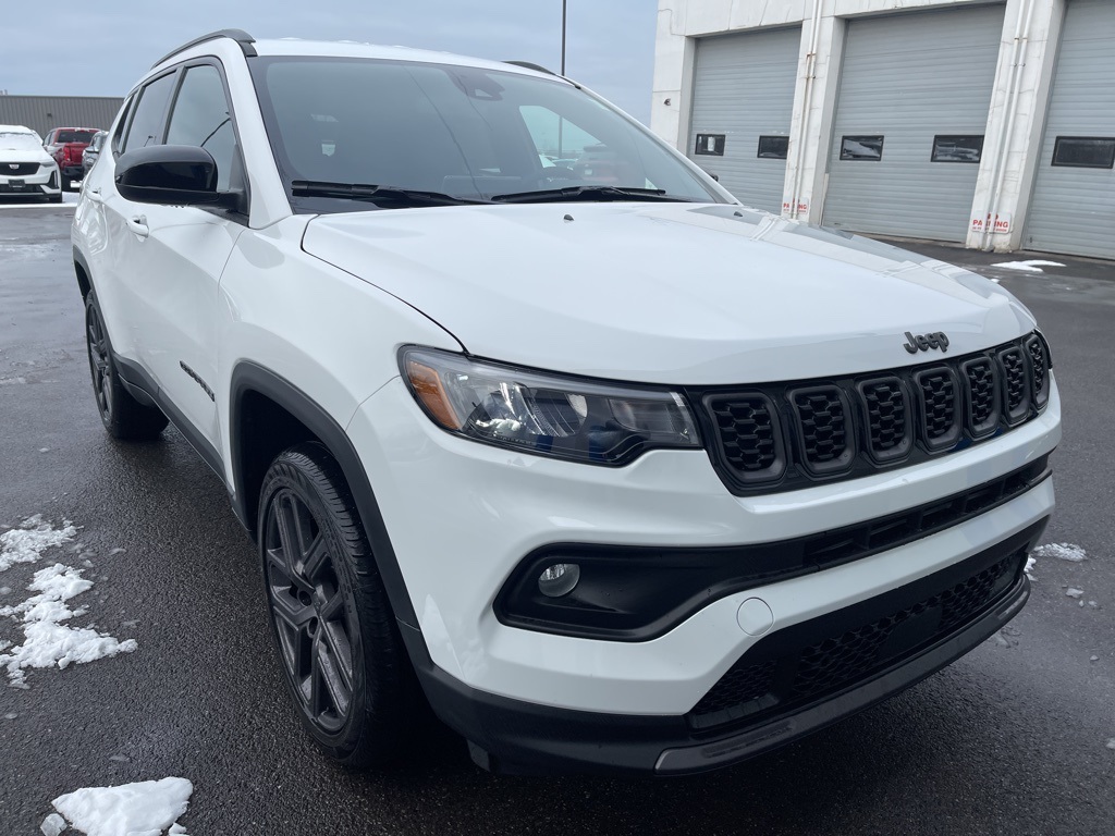2026 Jeep Compass Altitude's photo
