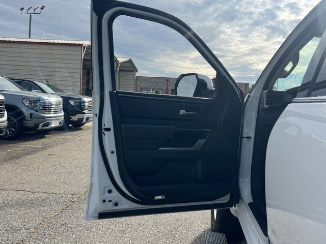 2023 Toyota Tundra Limited photo 23