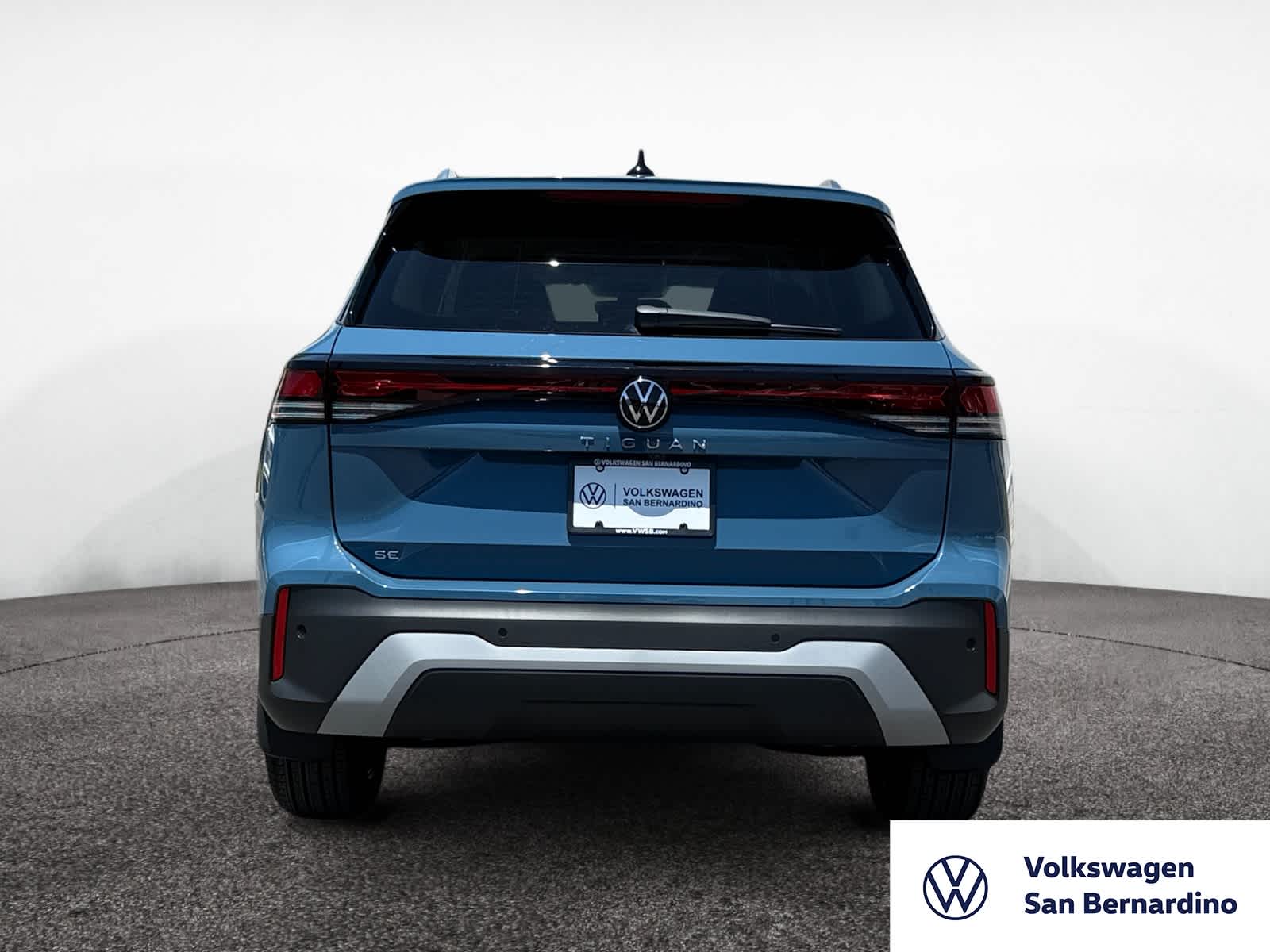 2025 Volkswagen Tiguan SE photo 4