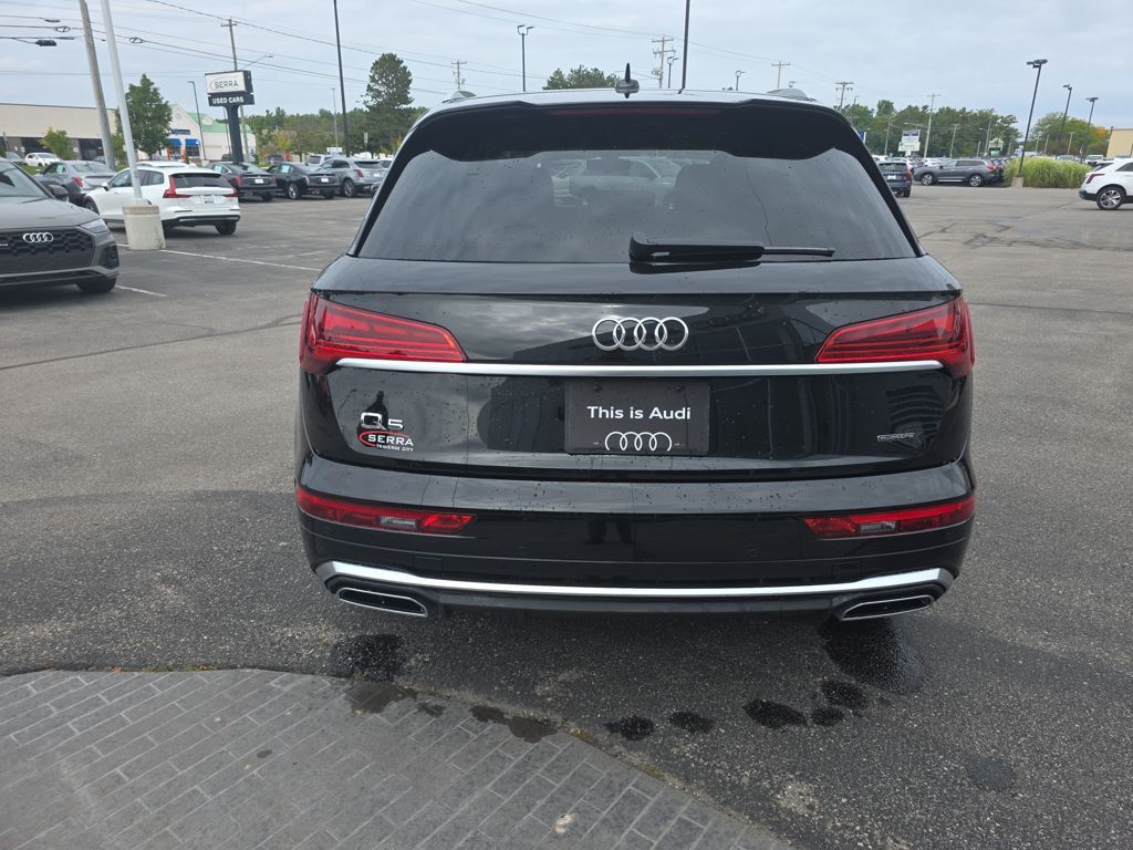 2025 Audi Q5 45 S line Premium photo 3