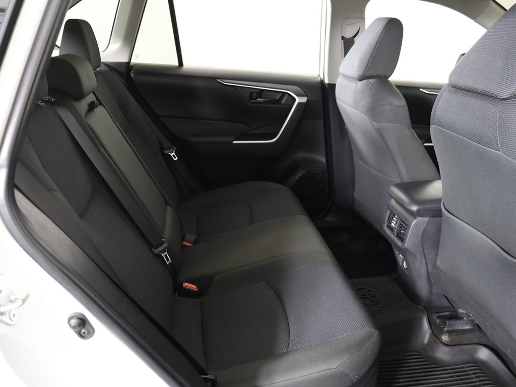 2024 Toyota RAV4 Hybrid LE photo 26