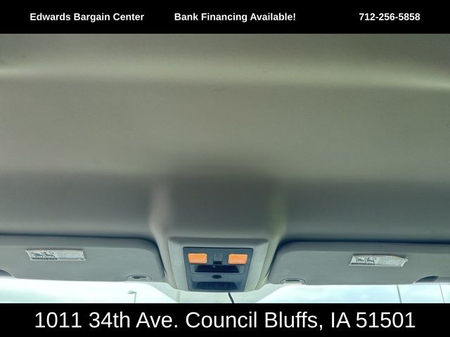 2009 Dodge Ram SLT photo 14