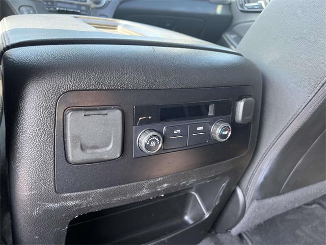 2020 Chevrolet Tahoe LT photo 15