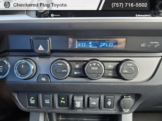 2022 Toyota Tacoma TRD Off-Road V6 photo 17