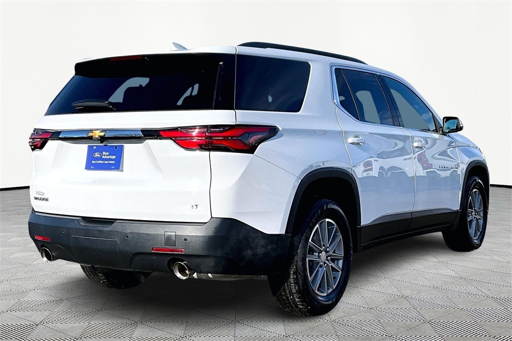 Used 2022 Chevrolet Traverse 1LT with VIN 1GNERGKW5NJ134159 for sale in Kansas City