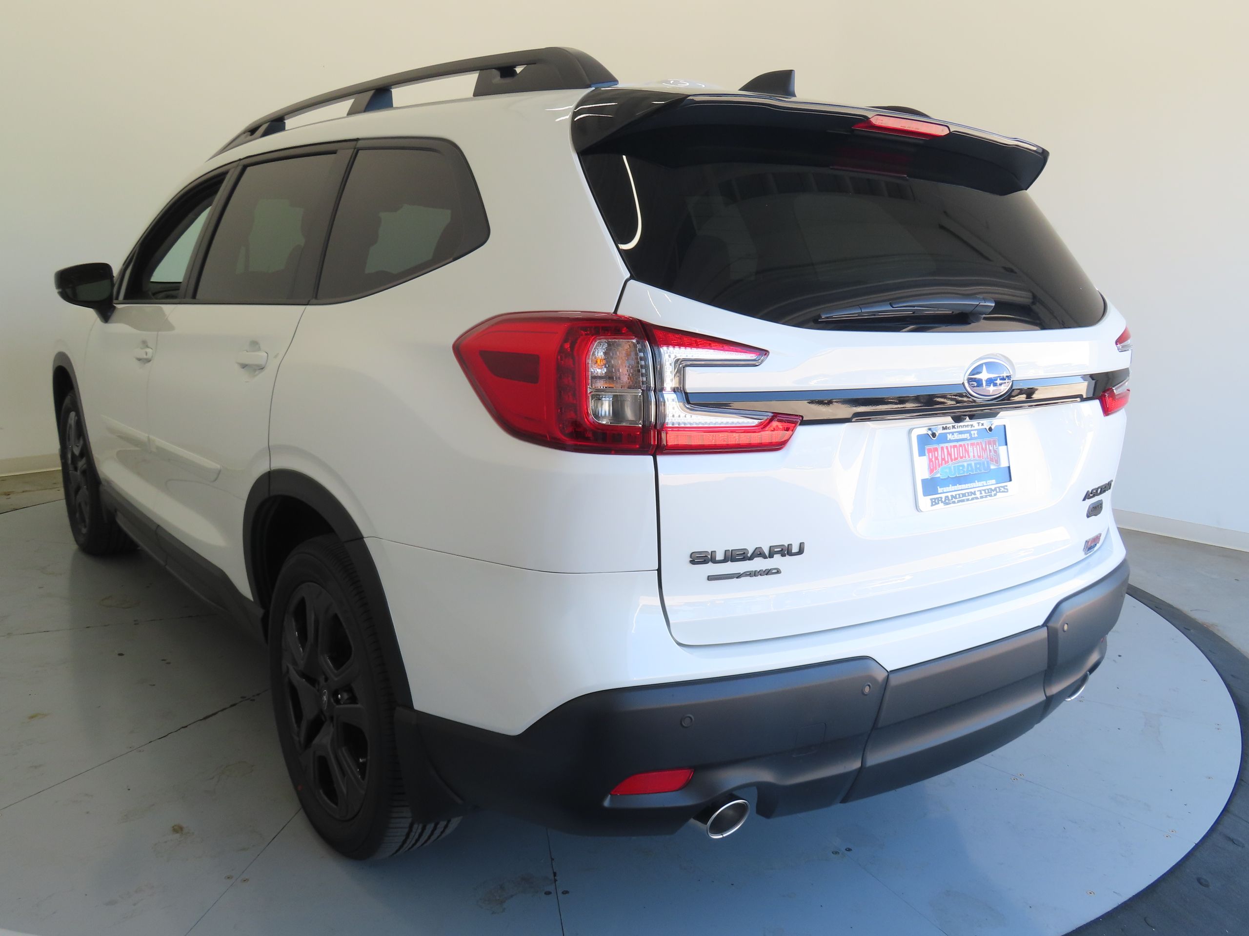 2025 Subaru Ascent Onyx Edition photo 5