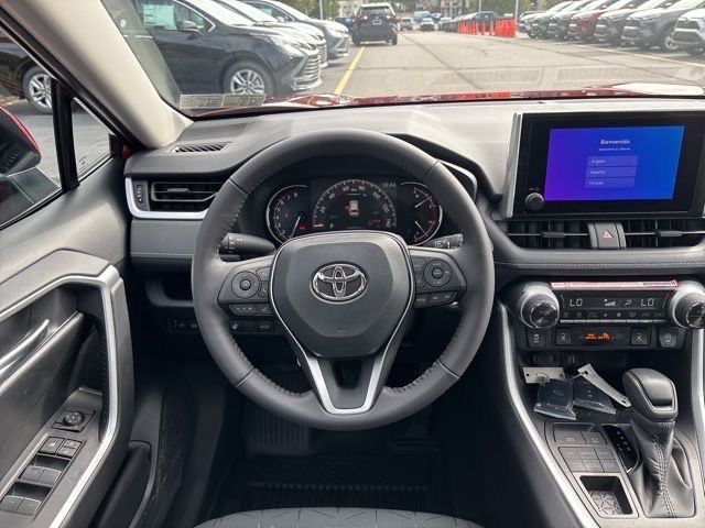 2025 Toyota RAV4 XLE photo 17