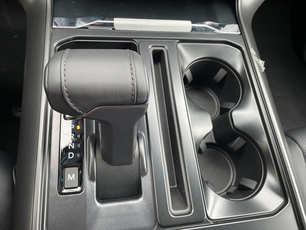 2025 Ford F-150 Lariat photo 16