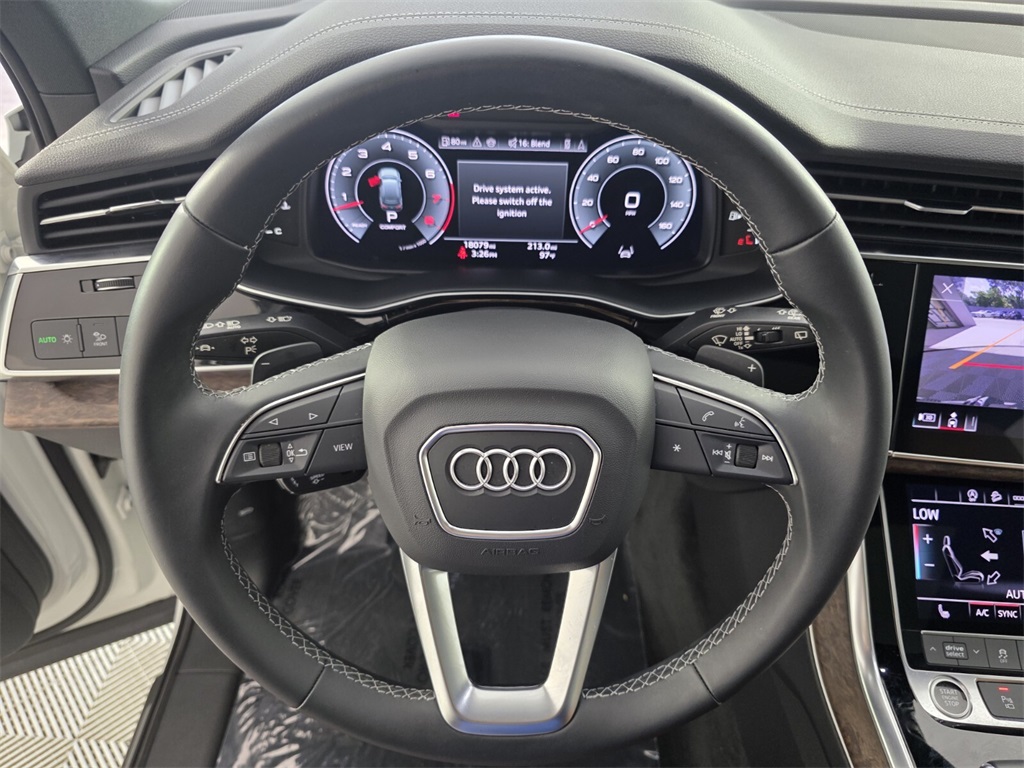 2025 Audi Q7 55 Premium photo 17