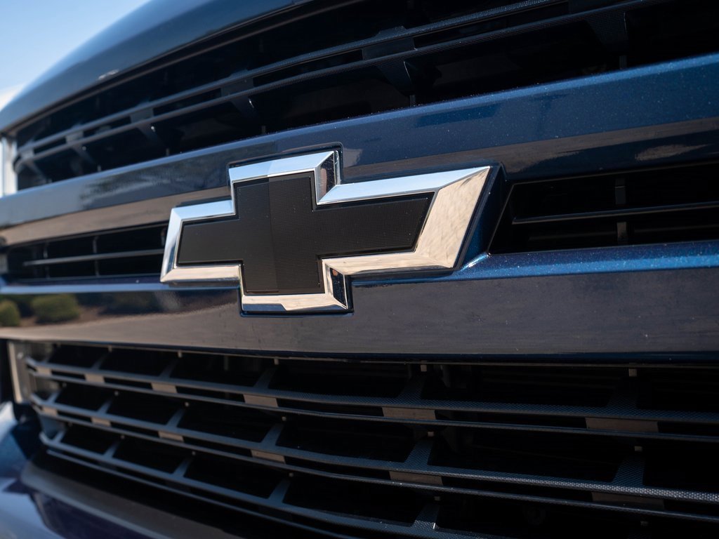 2020 Chevrolet Silverado 1500 RST photo 3