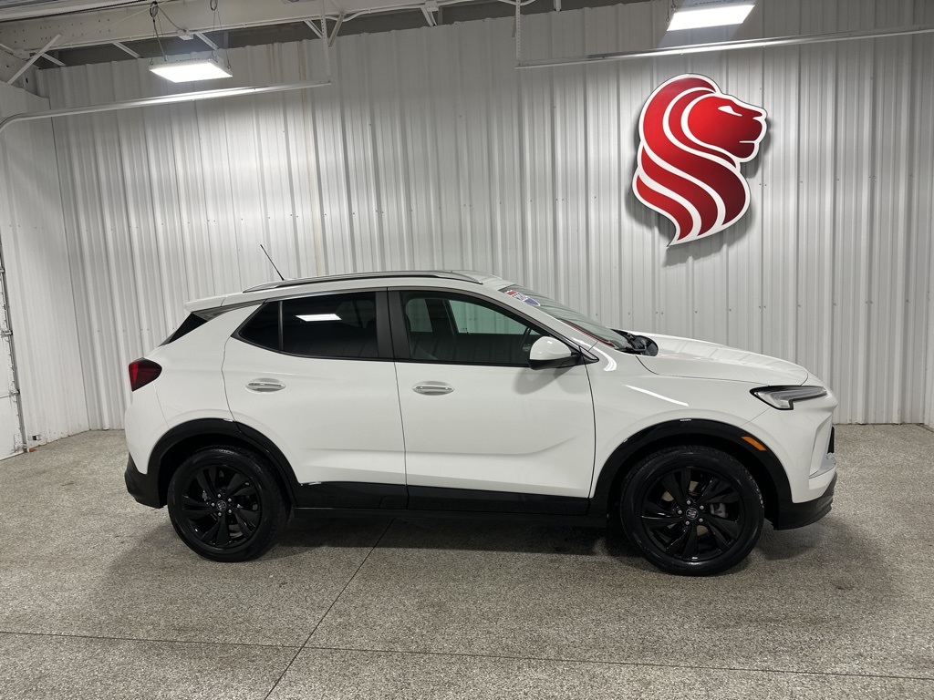 2024 Buick Encore GX Sport Touring's photo
