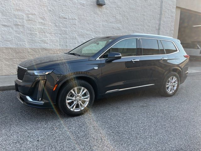 2022 Cadillac XT6