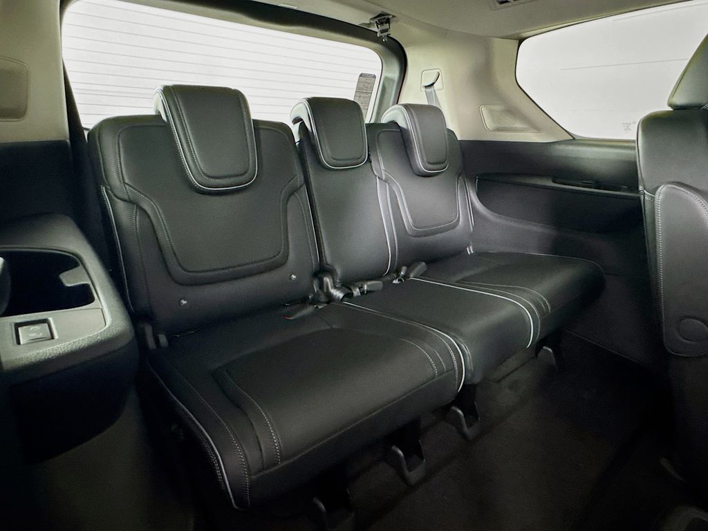 2025 Infiniti QX80 Luxe photo 29