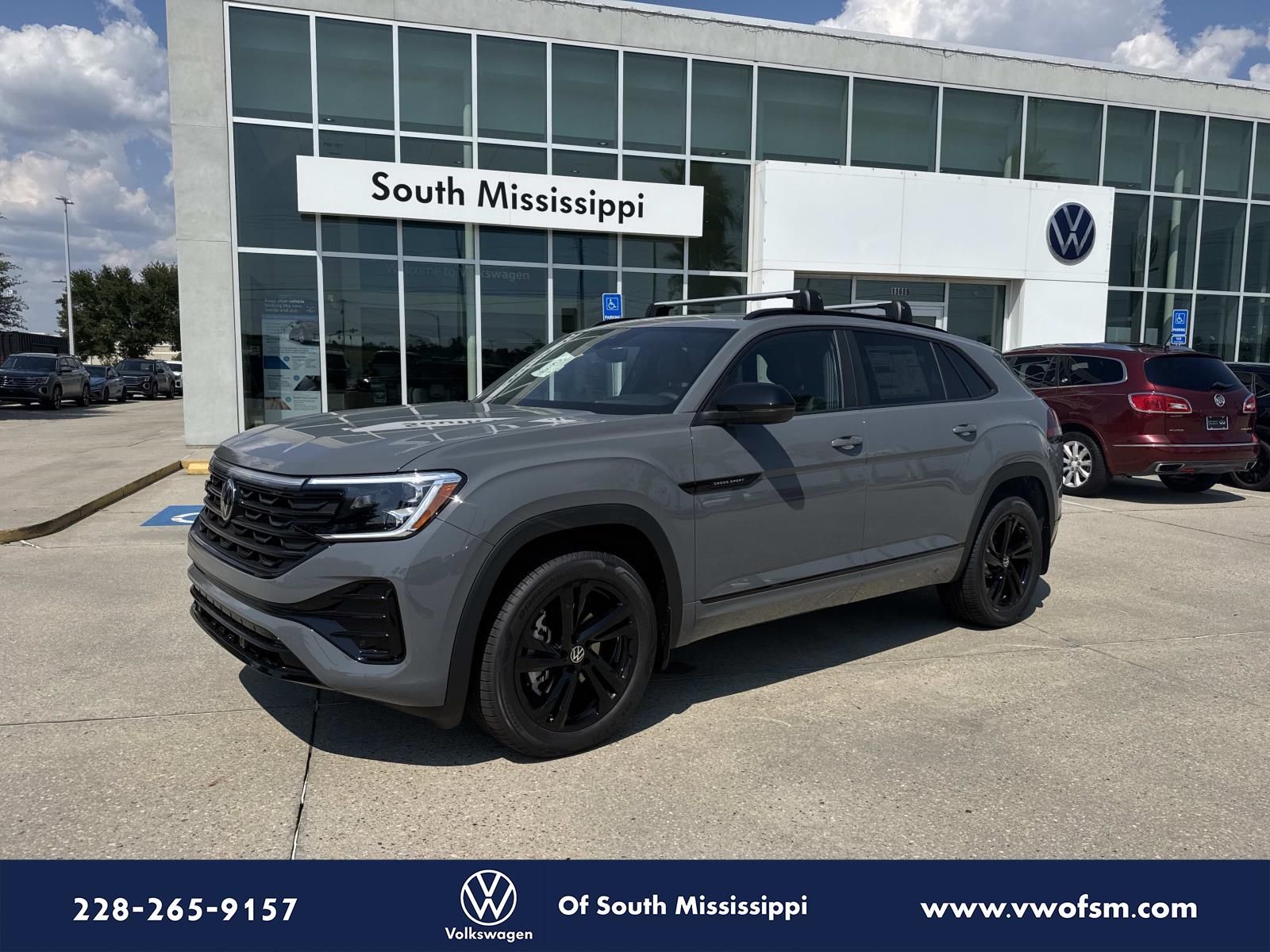 2026 Volkswagen Atlas Cross Sport SEL R-LINE's photo