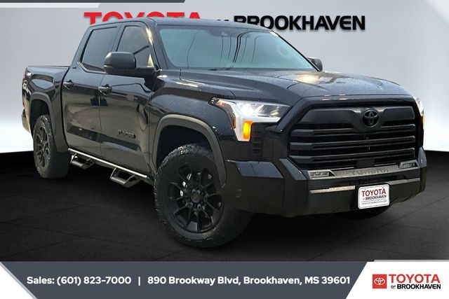 2024 Toyota Tundra SR5's photo