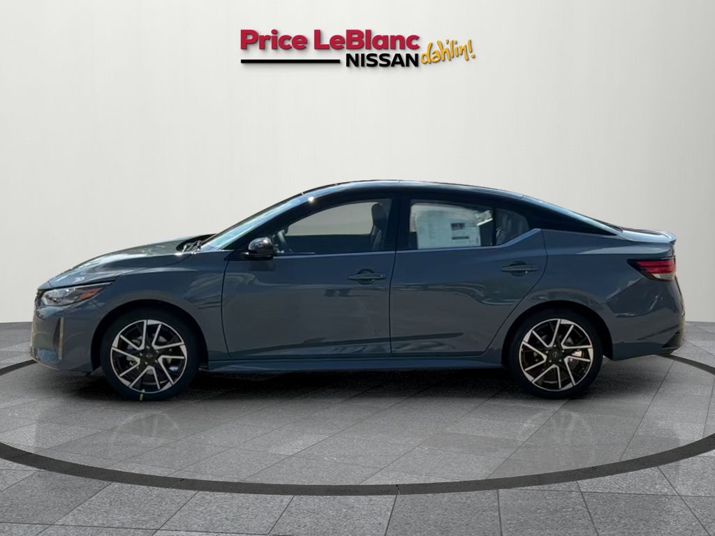 2025 Nissan Sentra SR photo 4