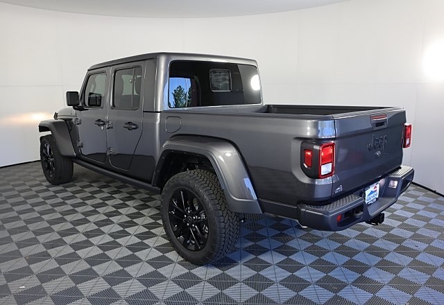 2025 Jeep Gladiator photo 6