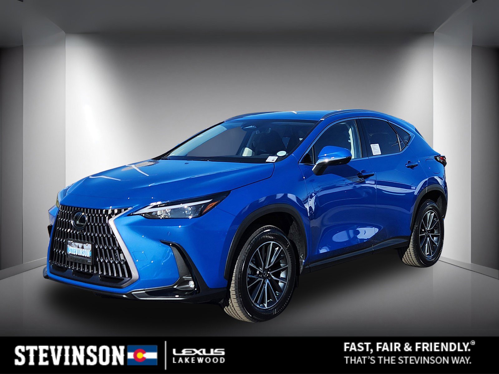 2026 Lexus NX PHEV 450h+'s photo