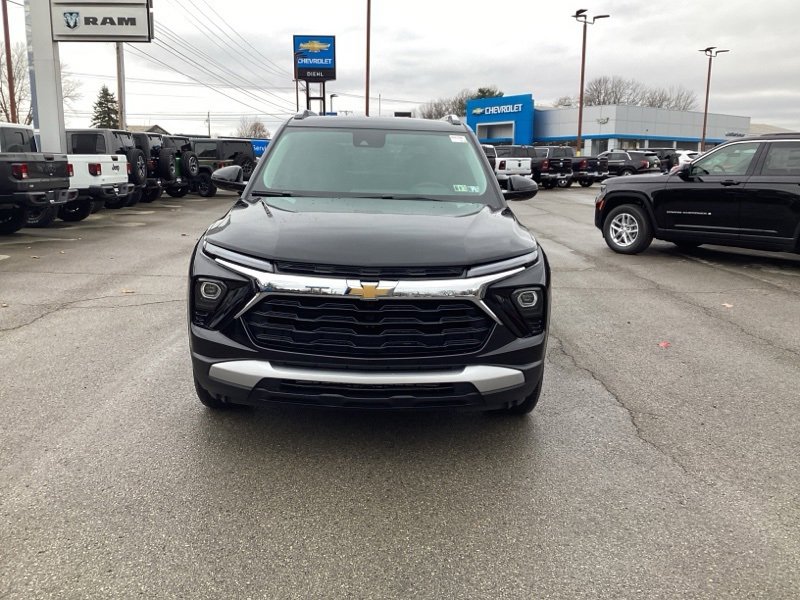 2026 Chevrolet Trailblazer LT photo 2