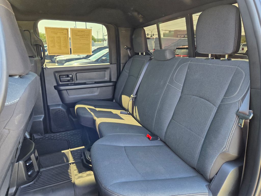 2024 Ram 3500 Tradesman photo 25