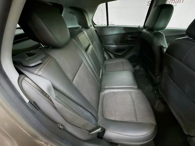 2021 Chevrolet Trax LT photo 23